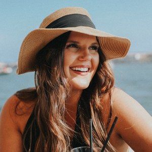 Meet your Posher, Abby